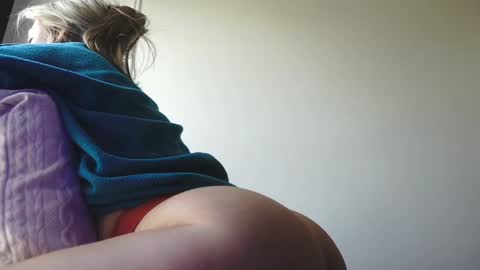 Lily Grace online show from February 19, 2025, 5:27 pm