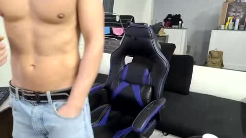 Snapshot of reallyman7 chatting on November 28, 2025, 7:05 pm Ask me online show from November 28, 2025, 7:05 pm