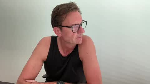 Snapshot of realstuff_ chatting on August 3, 2026, 11:26 am realstuff_ online show from August 3, 2026, 11:26 am
