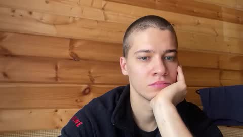 Snapshot of realsupermichael chatting on November 24, 2025, 8:25 am AliceEve online show from November 24, 2025, 8:25 am