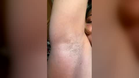 realwetpussy32 online show from April 1, 2026, 7:44 pm