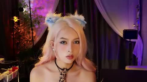 Snapshot of reaowna___ chatting on September 27, 2025, 9:36 am reaowna___ online show from September 27, 2025, 9:36 am