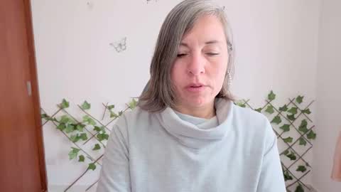 Rebbeca online show from February 4, 2026, 1:39 pm