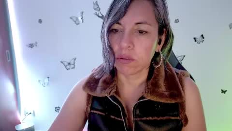 Rebbeca online show from April 19, 2026, 10:14 am