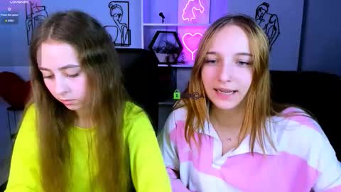 Snapshot of rebecca_smile_ chatting on October 7, 2025, 5:37 am rebecca_smile_ online show from October 7, 2025, 5:37 am