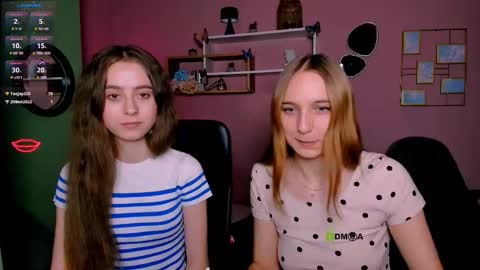 Snapshot of rebecca_smile_ chatting on November 26, 2025, 8:43 pm rebecca_smile_ online show from November 26, 2025, 8:43 pm