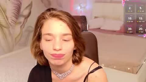 Snapshot of rebecca_sunny chatting on July 21, 2026, 12:18 pm Rebecca online show from July 21, 2026, 12:18 pm