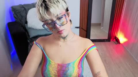Snapshot of rebeka_baker chatting on May 15, 2026, 11:17 am REBEKA online show from May 15, 2026, 11:17 am