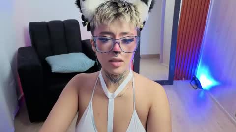 Snapshot of rebeka_baker chatting on June 5, 2026, 11:27 am REBEKA online show from June 5, 2026, 11:27 am