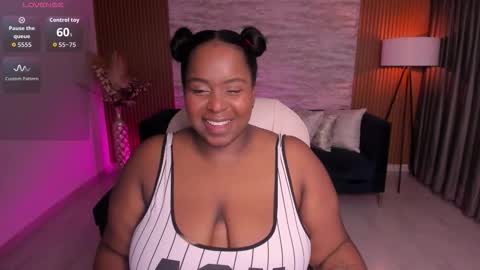 Snapshot of rebeka_spencer chatting on February 13, 2026, 11:17 am rebeka online show from February 13, 2026, 11:17 am