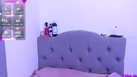 Snapshot of red_moonn chatting on February 27, 2025, 5:15 pm IG OF red moonn online show from February 27, 2025, 5:15 pm