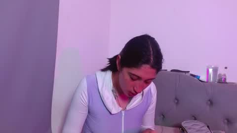 Snapshot of red_moonn chatting on October 12, 2025, 3:49 am IG OF red moonn online show from October 12, 2025, 3:49 am