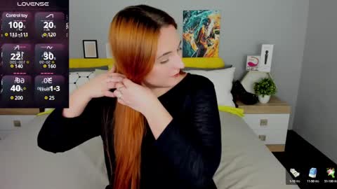 Snapshot of red_naughtyfox chatting on March 7, 2025, 6:22 pm Lessy Fox online show from March 7, 2025, 6:22 pm