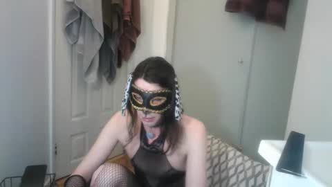 Snapshot of red_october_sub chatting on April 25, 2026, 7:22 am Red October SlutPuppy online show from April 25, 2026, 7:22 am