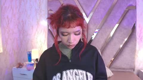 Snapshot of red_pandaa chatting on November 25, 2025, 3:17 am red_pandaa online show from November 25, 2025, 3:17 am