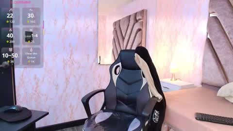 red_pandaa online show from February 6, 2026, 3:44 am