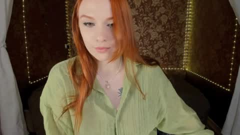 Mia online show from April 10, 2026, 4:33 pm