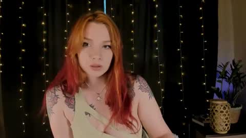 Snapshot of red_passsion chatting on July 19, 2026, 5:49 pm Mia online show from July 19, 2026, 5:49 pm