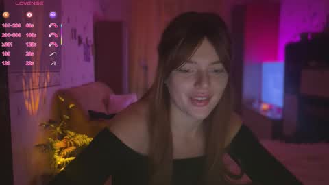 Snapshot of redaplle2 chatting on November 11, 2025, 2:39 pm redaplle2 online show from November 11, 2025, 2:39 pm