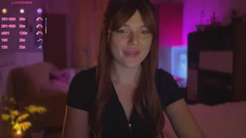 Snapshot of redaplle2 chatting on November 17, 2025, 7:41 pm redaplle2 online show from November 17, 2025, 7:41 pm