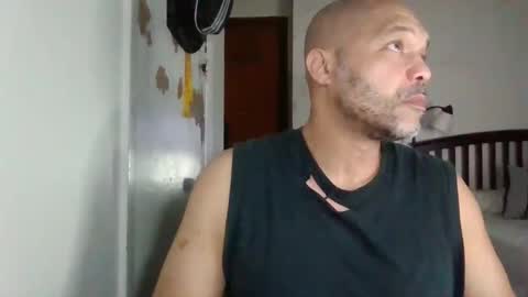 Snapshot of redbone441 chatting on February 8, 2026, 1:25 pm Redbone online show from February 8, 2026, 1:25 pm