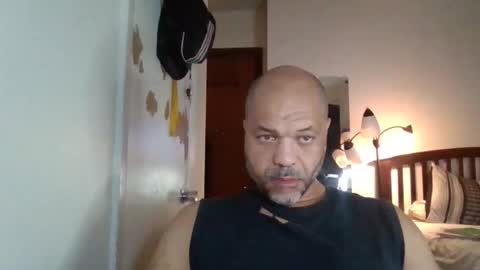 Snapshot of redbone441 chatting on February 9, 2026, 1:37 pm Redbone online show from February 9, 2026, 1:37 pm