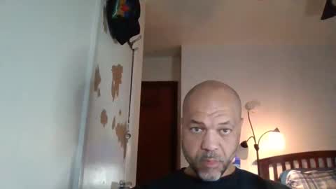 Snapshot of redbone441 chatting on February 26, 2026, 12:31 am Redbone online show from February 26, 2026, 12:31 am