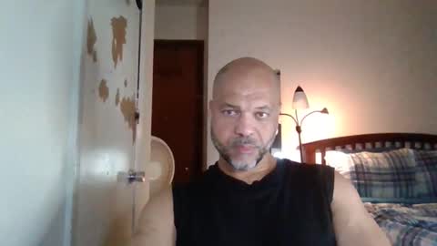 Redbone online show from April 1, 2026, 3:51 am