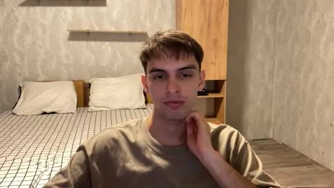 Snapshot of redbullshine chatting on September 12, 2025, 1:55 pm redbullshine online show from September 12, 2025, 1:55 pm