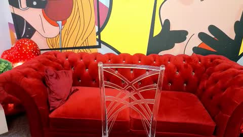 Lily online show from February 19, 2026, 7:15 am