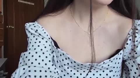 redginbluebersky online show from March 30, 2026, 1:12 pm