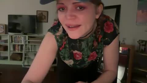 redhead spinelli online show from May 3, 2026, 9:26 am