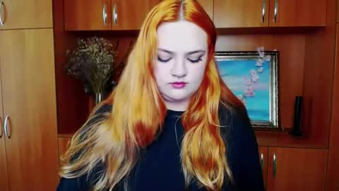 Snapshot of redhotqueen1 chatting on April 30, 2026, 12:33 pm Rina online show from April 30, 2026, 12:33 pm