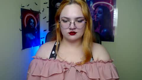 Snapshot of redhotqueen1 chatting on May 21, 2026, 12:23 pm Rina online show from May 21, 2026, 12:23 pm