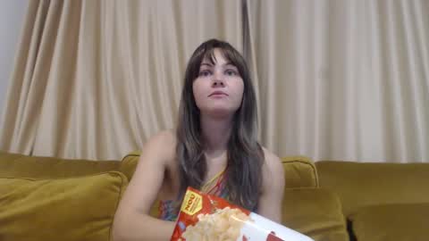 Snapshot of redjessica chatting on March 5, 2025, 6:45 pm RedJessica online show from March 5, 2025, 6:45 pm