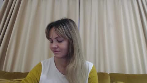 Snapshot of redjessica chatting on November 9, 2025, 5:06 am RedJessica online show from November 9, 2025, 5:06 am