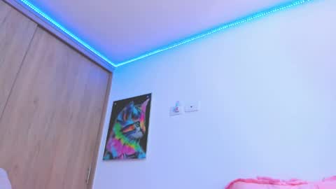 redski77 online show from March 5, 2025, 9:49 am