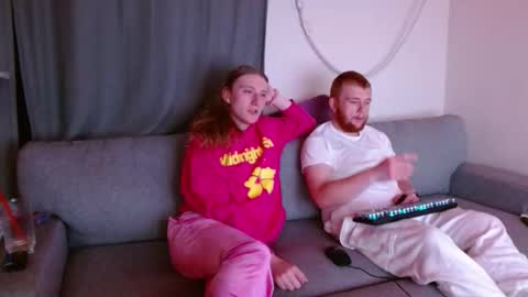 Snapshot of redxbrat chatting on April 1, 2026, 8:04 am RedxBrat online show from April 1, 2026, 8:04 am