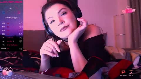 Red online show from January 3, 2025, 10:19 pm