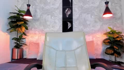 Regan online show from December 18, 2025, 9:32 pm