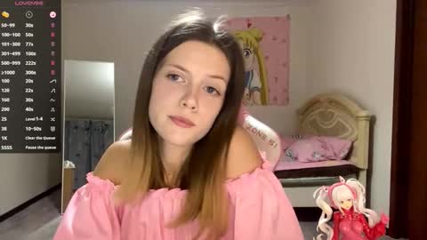 Snapshot of regeniastetson chatting on October 5, 2025, 3:21 pm Lucy online show from October 5, 2025, 3:21 pm