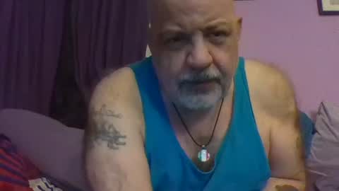 Snapshot of reggieroux chatting on November 30, 2025, 11:09 pm reggie online show from November 30, 2025, 11:09 pm