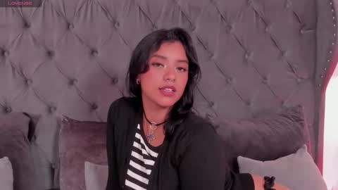 Snapshot of regina_noctixx chatting on September 9, 2025, 5:29 am Regina online show from September 9, 2025, 5:29 am