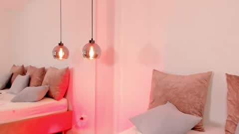 Snapshot of regina_noctixx chatting on September 13, 2025, 6:02 am Regina online show from September 13, 2025, 6:02 am