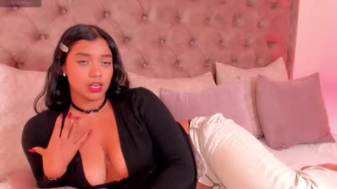 Snapshot of regina_noctixx chatting on November 9, 2025, 5:06 am Regina online show from November 9, 2025, 5:06 am