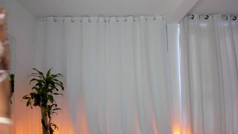 Snapshot of reichel_gray chatting on January 31, 2025, 10:10 pm REICHEL online show from January 31, 2025, 10:10 pm