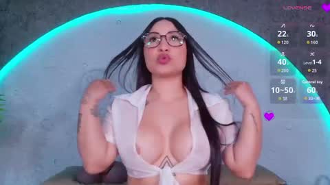 reiinachloe online show from July 11, 2026, 4:53 pm