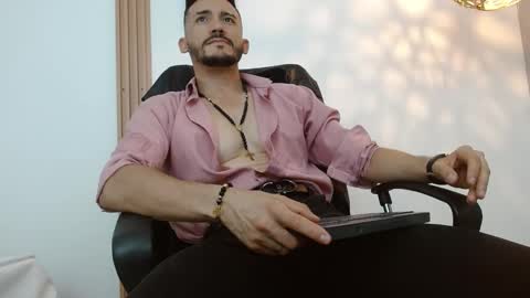   REIKO  online show from January 13, 2025, 8:37 pm