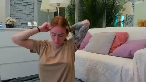 reina cummings online show from June 9, 2026, 6:03 am