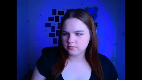 Reina online show from April 5, 2026, 5:26 am